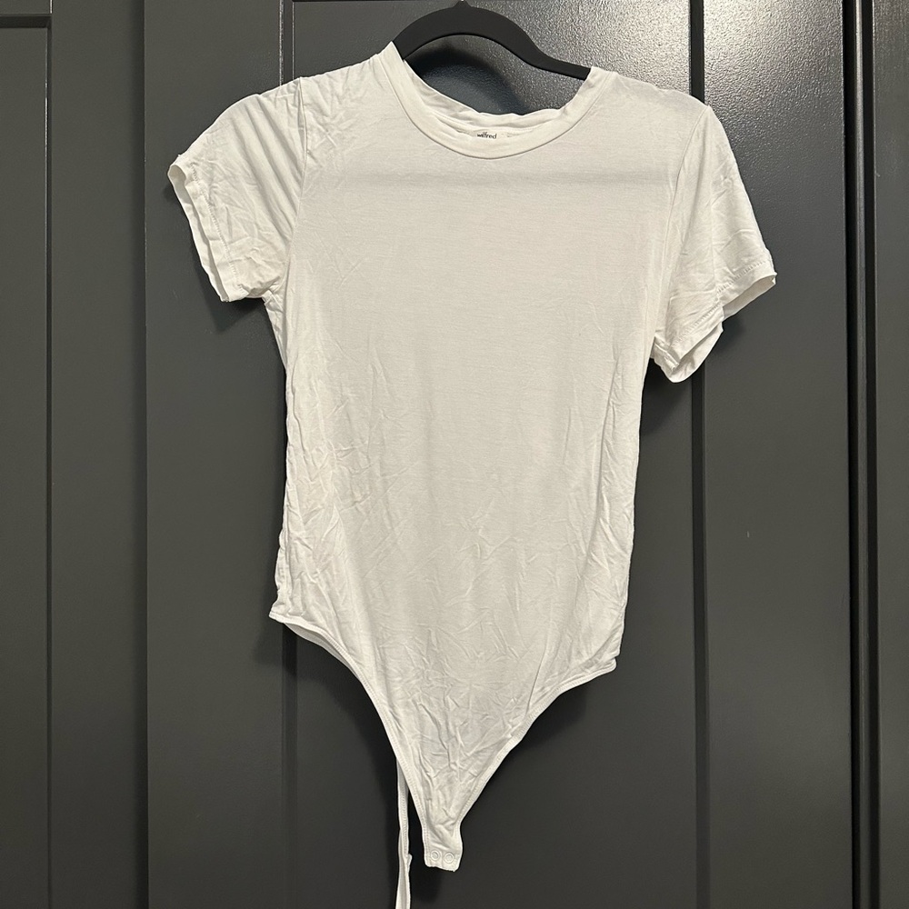 Aritzia Wilfred white tshirt bodysuit